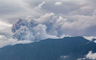 印尼火山大规模爆发 若发生海啸恐袭击冲绳