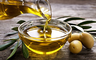 厨房中的液体黄金：橄榄油的选购与储存技巧