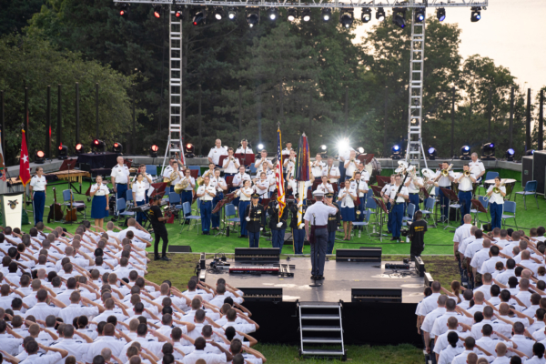 組圖：慶祝獨立日 西點軍校音樂會隆重舉行